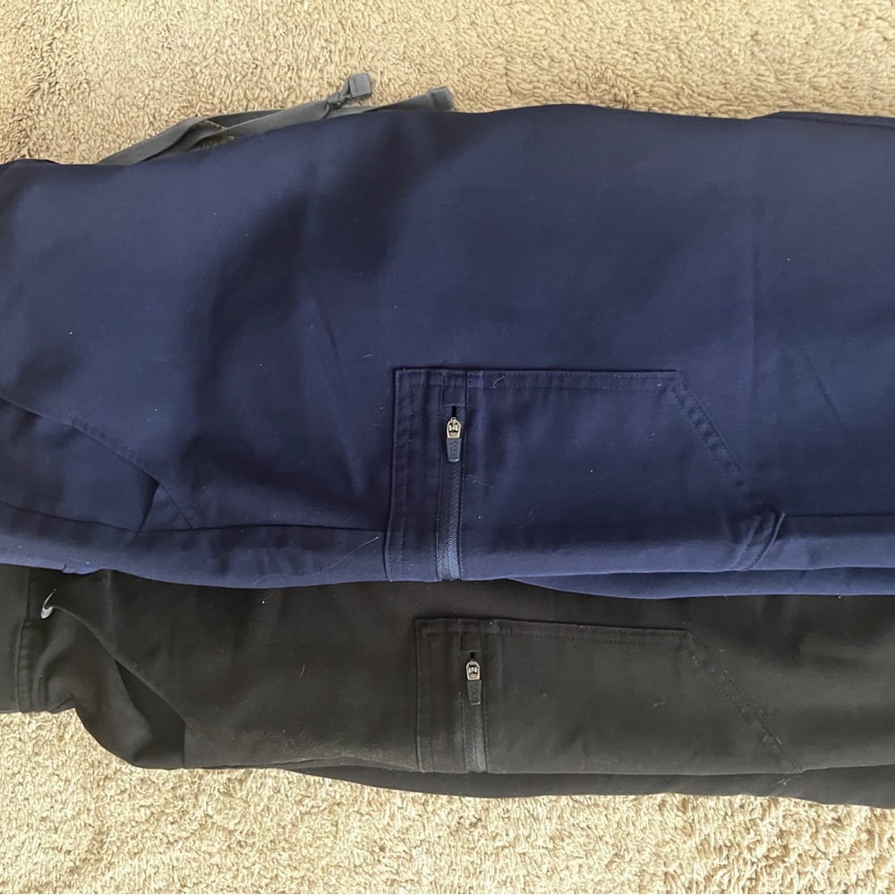 Figs! black and navy jogger scrub pants, med